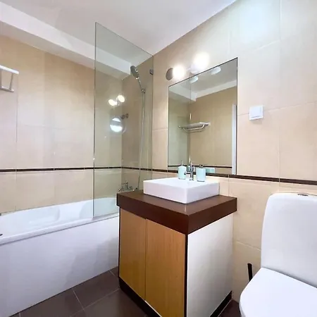 Principe Real Magnificent Duplex View * Lisbon